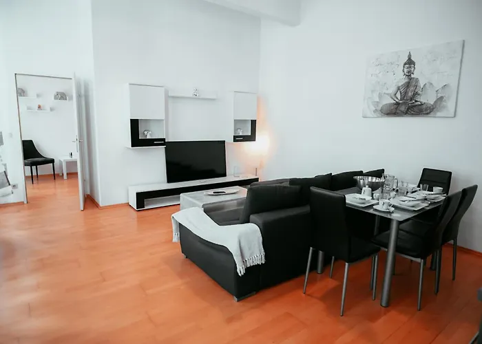 Raimond Ottakringer 10 Vienna