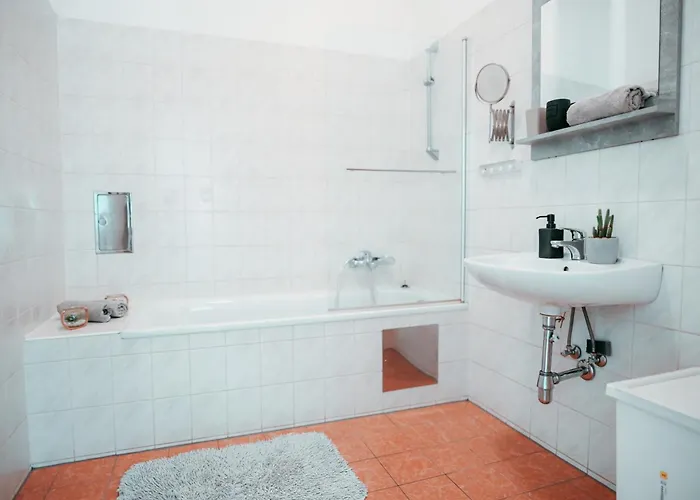 Apartment Raimond Ottakringer 10 *